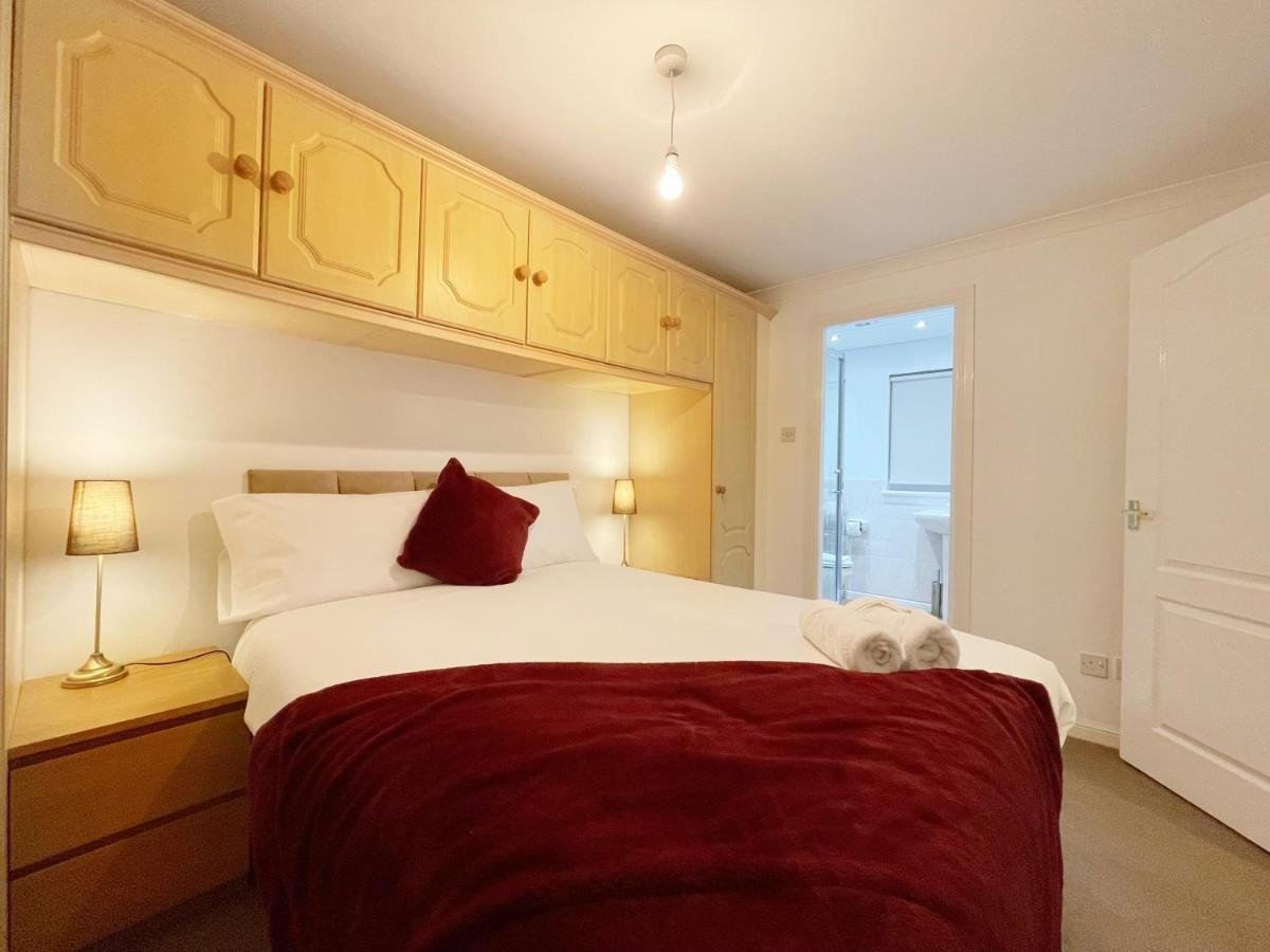 Cozy Nights Svp Detached House Villa Glasgow Ngoại thất bức ảnh
