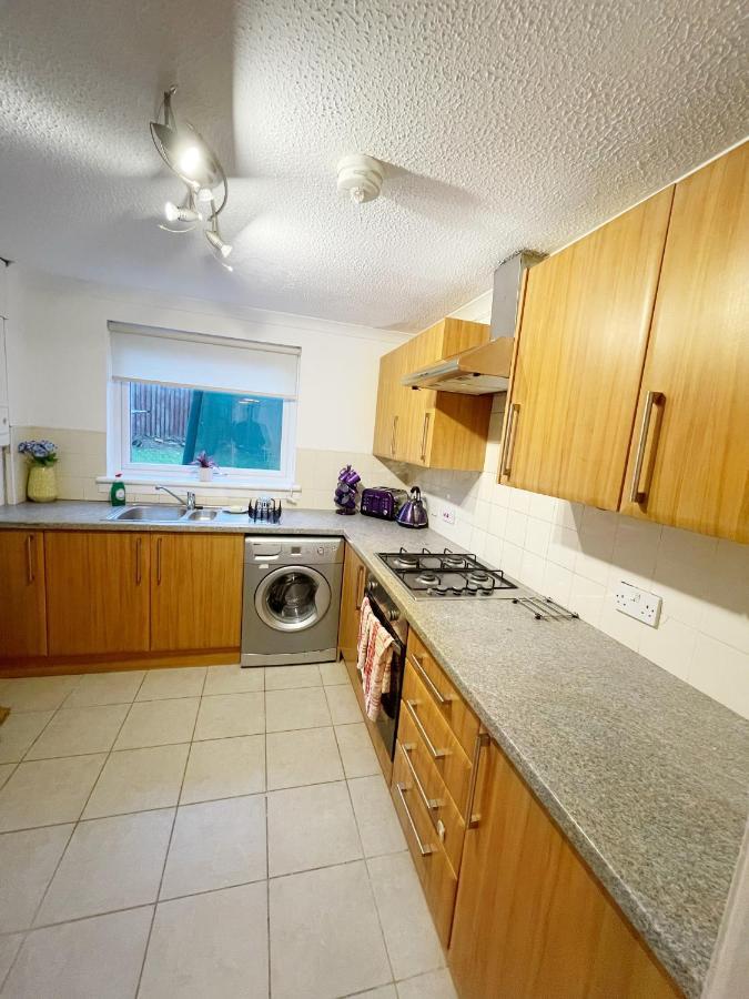 Cozy Nights Svp Detached House Villa Glasgow Ngoại thất bức ảnh